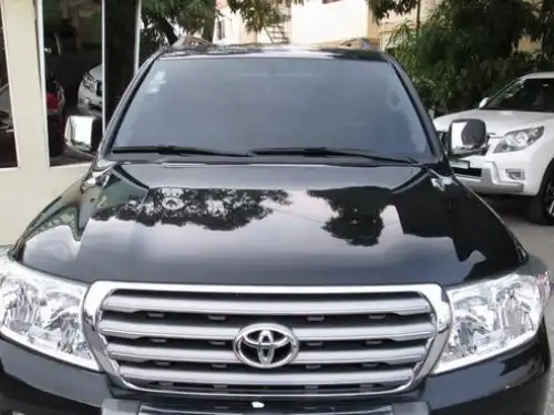 Toyota Land Cruiser VX 2012