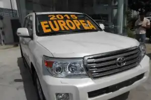 Toyota Land Cruiser VX 2015
