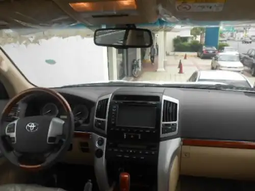 Toyota Land Cruiser VX 2015