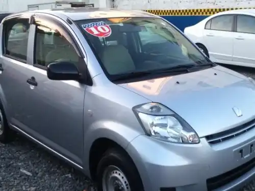 Toyota Passo 2010
