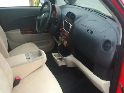 Toyota Passo 2010