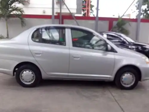 Toyota Platz2005