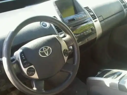 Toyota Prius  2010