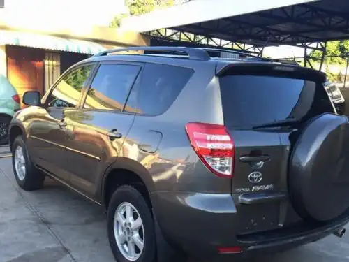 Toyota RAV4  2009