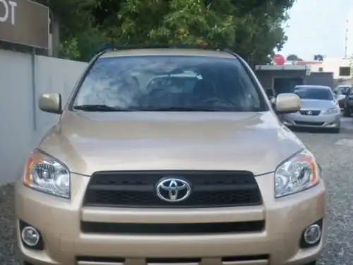 Toyota RAV4  2009