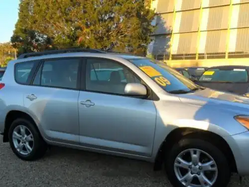 Toyota RAV4  2009