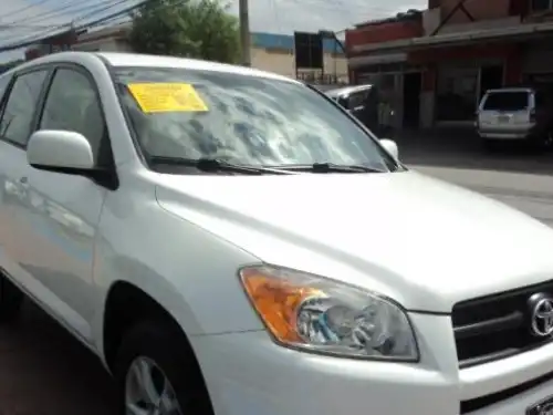 Toyota RAV4  2009