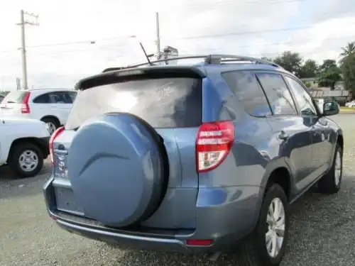 Toyota RAV4  2009