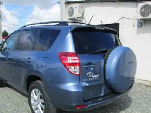 Toyota RAV4  2009