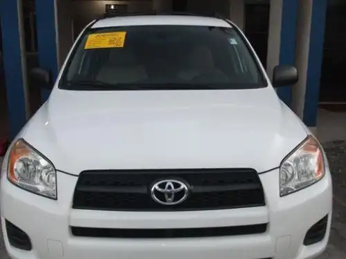 Toyota RAV4  2010