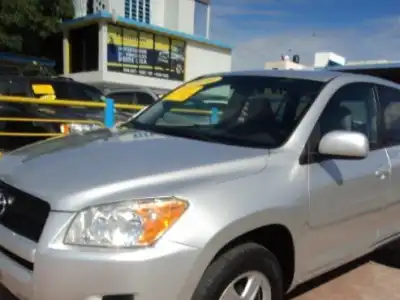 Toyota RAV4  2010