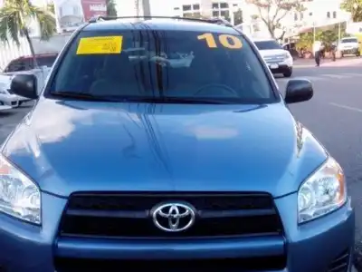 Toyota RAV4  2010