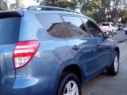 Toyota RAV4  2010