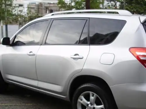 Toyota RAV4  2012