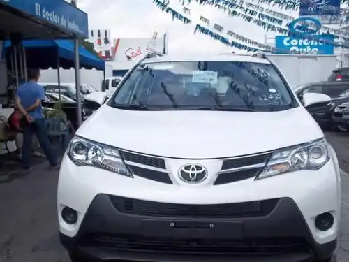 Toyota RAV4  2014