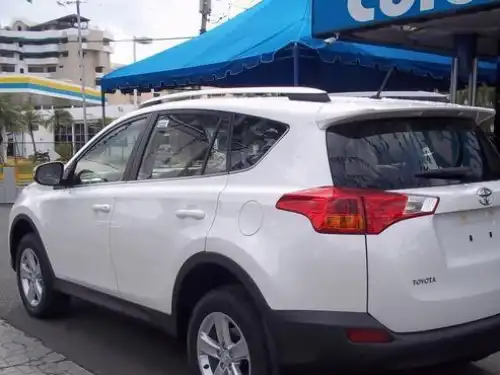 Toyota RAV4  2014