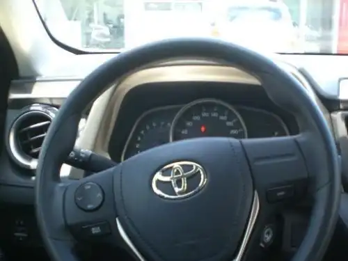 Toyota RAV4  2015