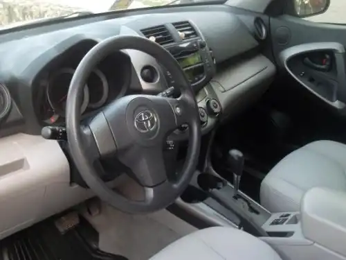 Toyota RAV4 2009