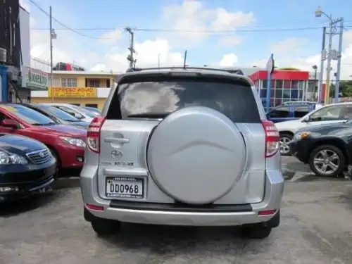 Toyota RAV4 2010