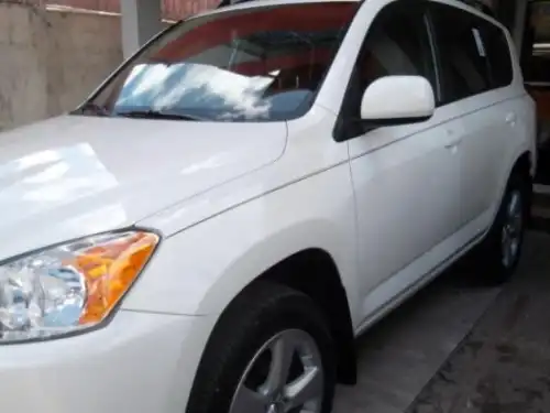 Toyota RAV4 2010