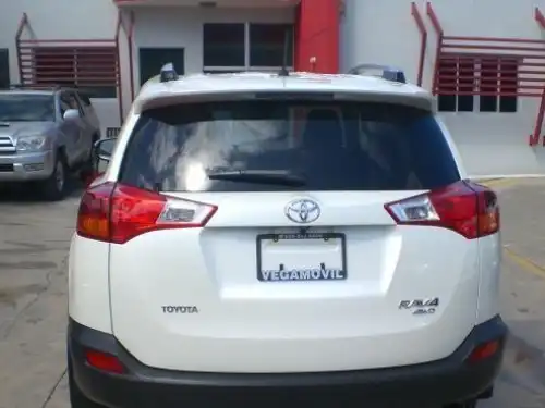 Toyota RAV4 2015