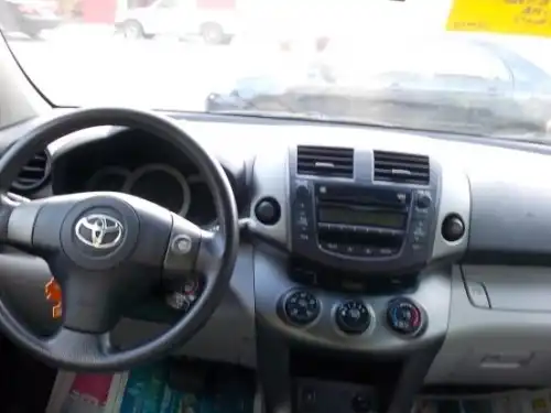 Toyota RAV4 L 2009