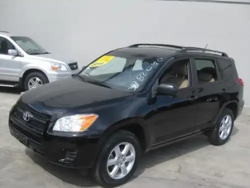 Toyota RAV4 L 2011