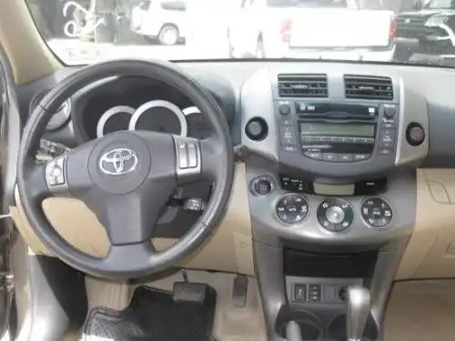 Toyota RAV4 Limited 2009