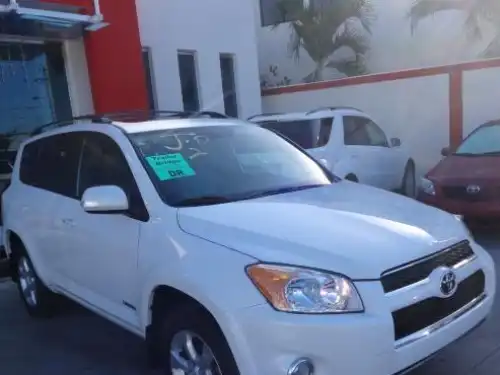 Toyota RAV4 Limited 2010