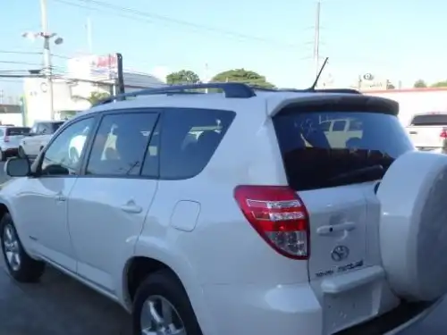 Toyota RAV4 Limited 2010