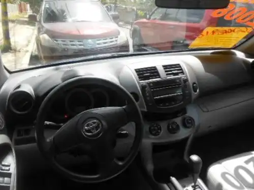 Toyota RAV42007