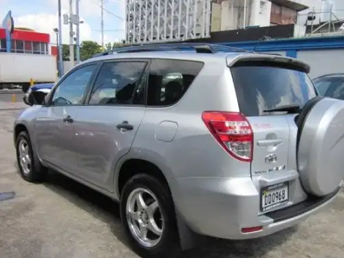 Toyota RAV42010