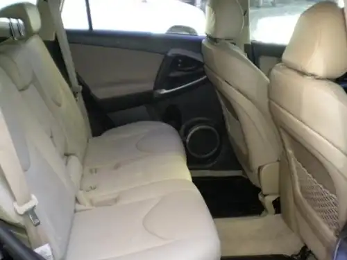 Toyota RAV42010