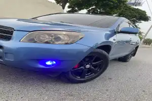 Toyota Rav4 2007 full 