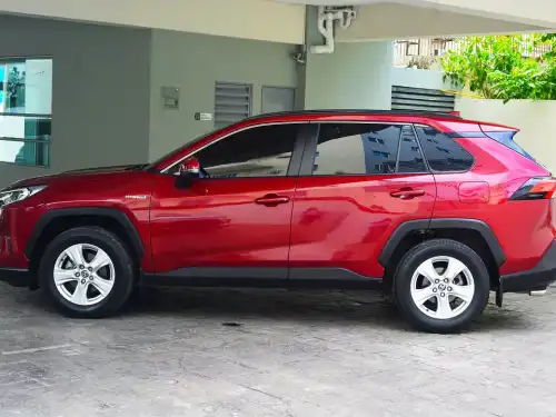 Toyota Rav4 2022 Hybryd Rojo