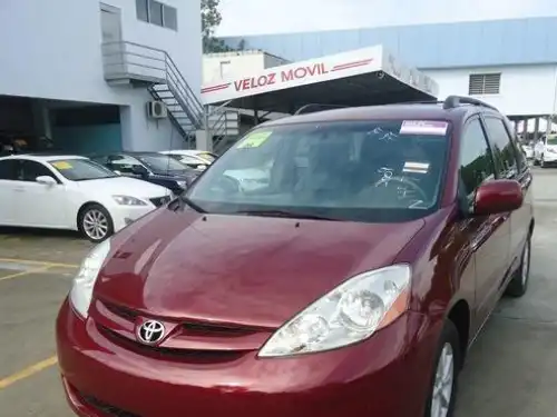 Toyota Sienna  2009