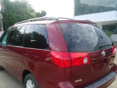 Toyota Sienna  2009