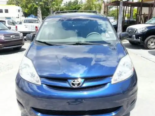 Toyota Sienna 2007 LE 