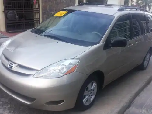 Toyota Sienna 2009 -Recien Importada