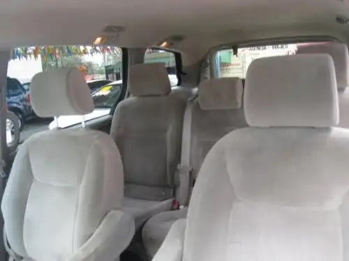 Toyota Sienna LE 2008