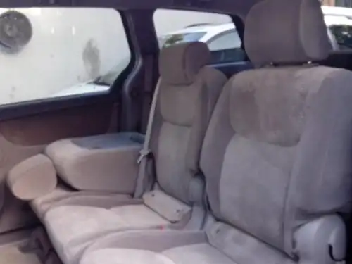 Toyota Sienna LE 2008