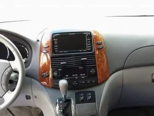 Toyota Sienna XLE 2009