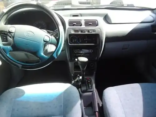 Toyota Starlet 2000