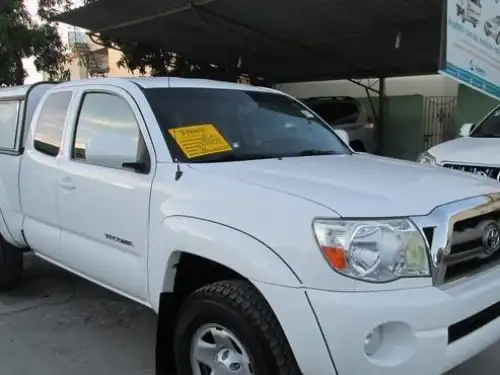 Toyota Tacoma  2010