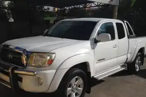Toyota Tacoma  2010