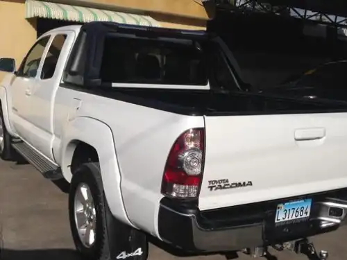 Toyota Tacoma  2010