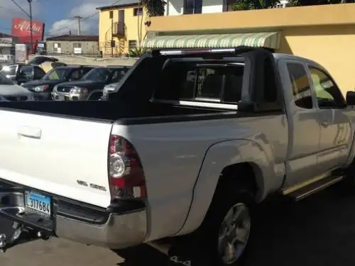 Toyota Tacoma  2010