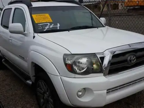 Toyota Tacoma  2010