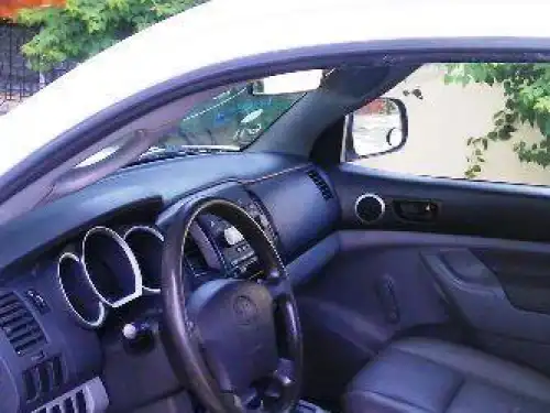 Toyota Tacoma  2011