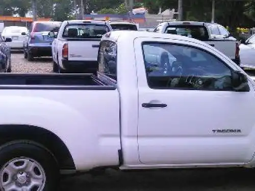 Toyota Tacoma  2011